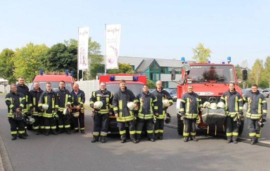 EWM stärkt freiwilligen Feuerwehrleuten den Rücken