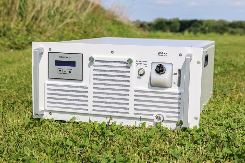 Europa-Premiere: termotek stellt kompaktes 48-Volt-Kühlsystem für Laseranwendungen vor