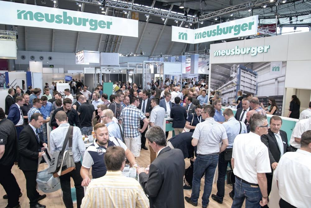 Meusburger auf der K Messe mit Marktneuheit