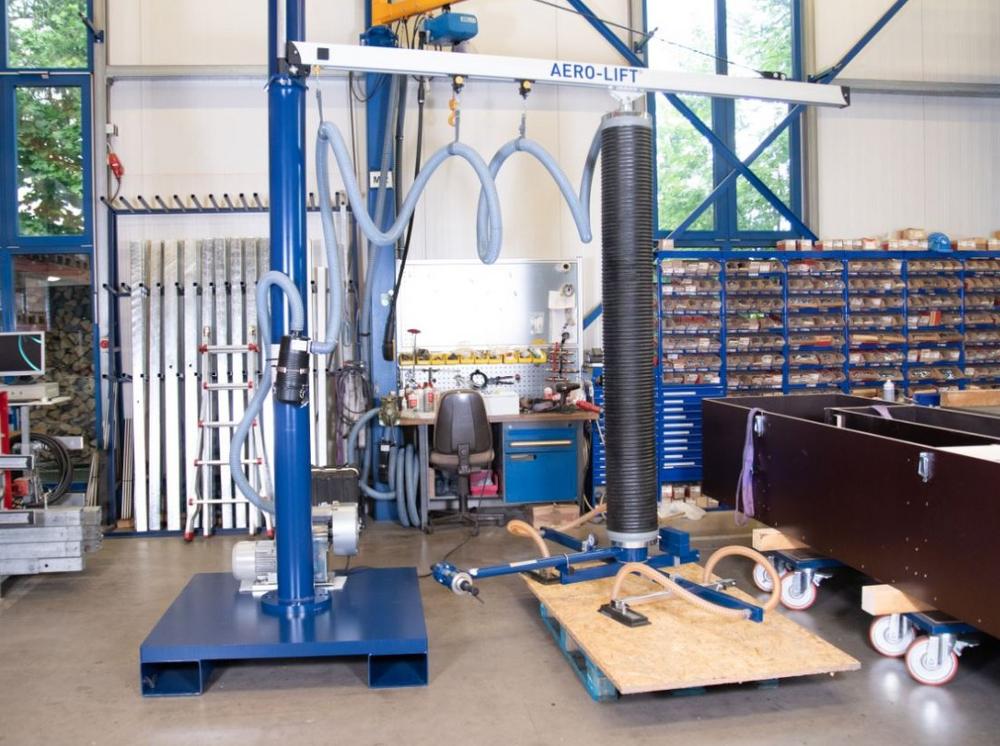 AERO-LIFT Schlauchheber mit VUSS Saugfuß Technologie - egal was, er hebt das!