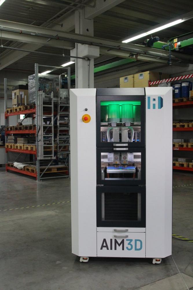 AIM3D liefert mit dem Start der Serienproduktion ihres spritzgussgranulatverarbeitenden 3D-Druckers neue Impulse