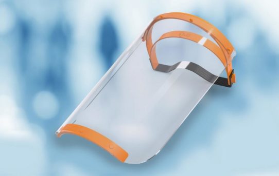 Ein gemeinsamer Schild gegen Corona: igus produziert Kopfbänder für Face Shields