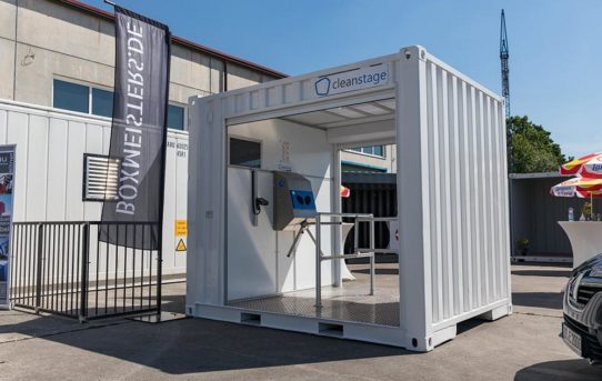 Multifunktions-Container „Cleanstage“ automatisiert Hygienekontrolle bei Eintritt zu Veranstaltungen