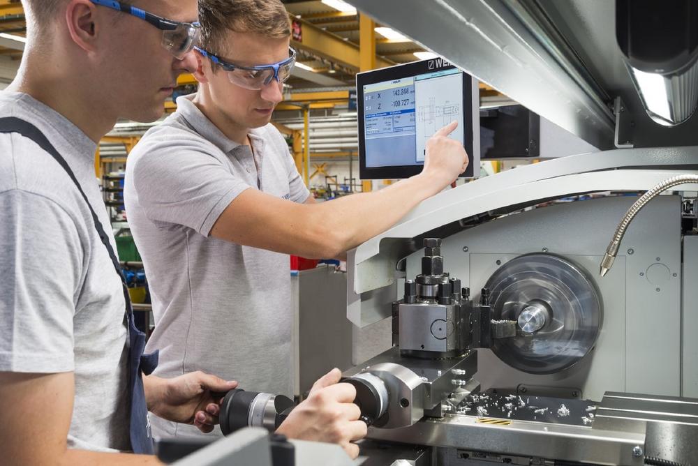 WEILER engagiert sich mit moderner Metallausbildung für Fachkräftenachwuchs