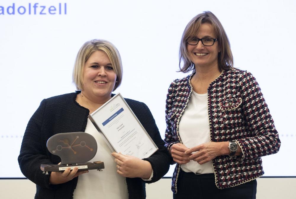 Sybit erhält Auszeichnung für herausragende Vereinbarkeit von Familie und Beruf in Zeiten der Digitalisierung
