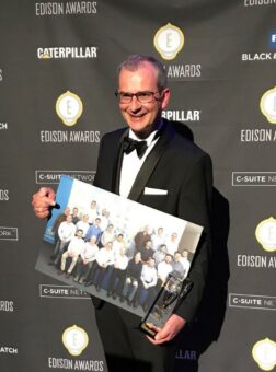 thyssenkrupp gewinnt Gold bei Edison Awards 2017 für den MULTI-Aufzug