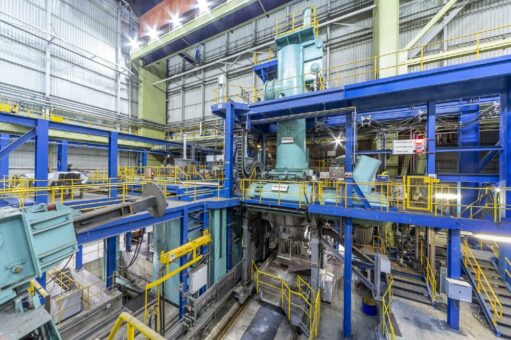 Tata Steel produziert hochreine Stähle auf der  VIM X-eed®-Anlage der SMS group