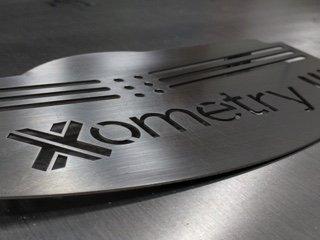 Produktionsplattform Xometry nahtlos auf MAKE-Marktplatz von Dassault eingebunden