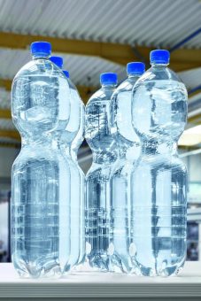 Weitere Ergänzung für das Nature MultiPack: KHS bietet Universalklebstoff für Kunststoffflaschen an