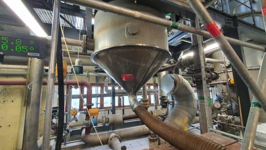 Manuelle oder automatisierte Reinigung von Rohrbündelwärmetauschern und Einzelrohren mittels TubeMaster