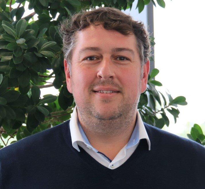 Sharing expertise on new manufacturing technologies