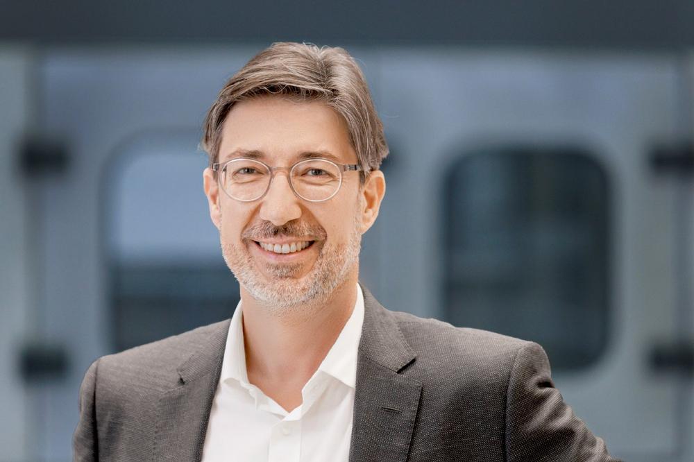 Ganzheitliche Linienkompetenz: KHS präsentiert  wegweisende Lösungen und Services auf der drinktec