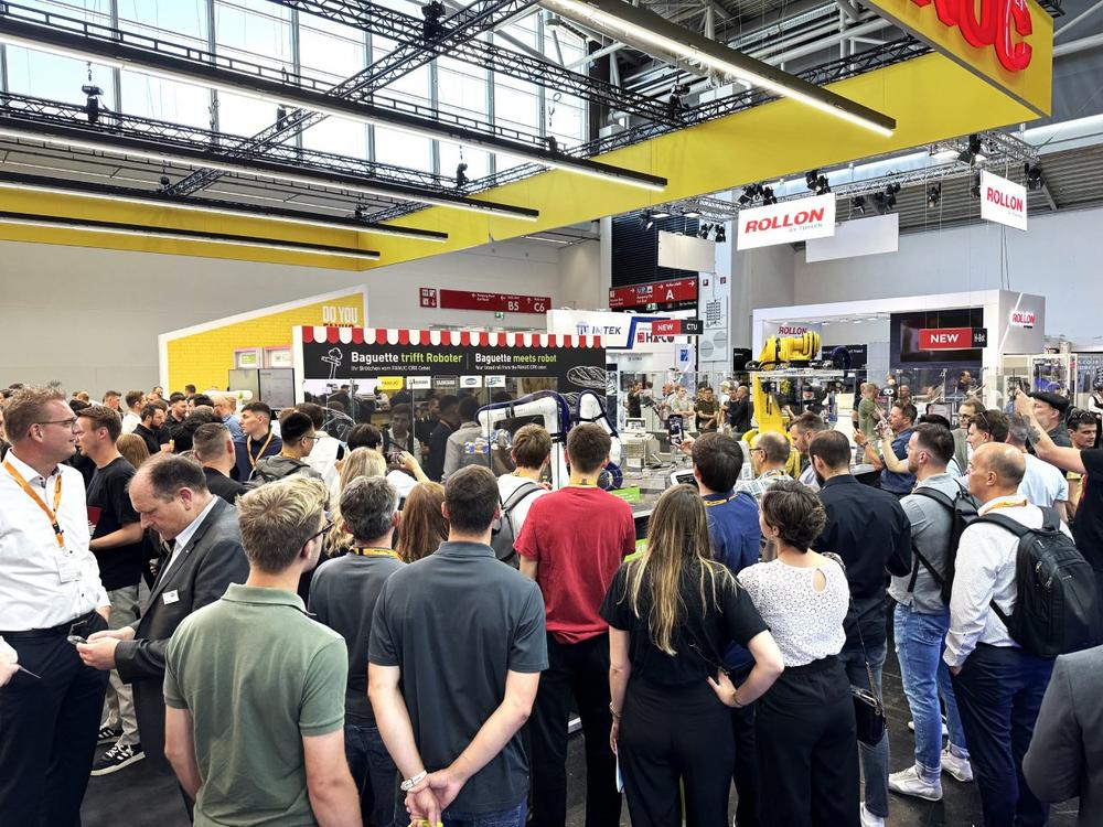 Premiere auf der automatica 2025: Robotergestützte Sandwich-Station revolutioniert Frischetheken