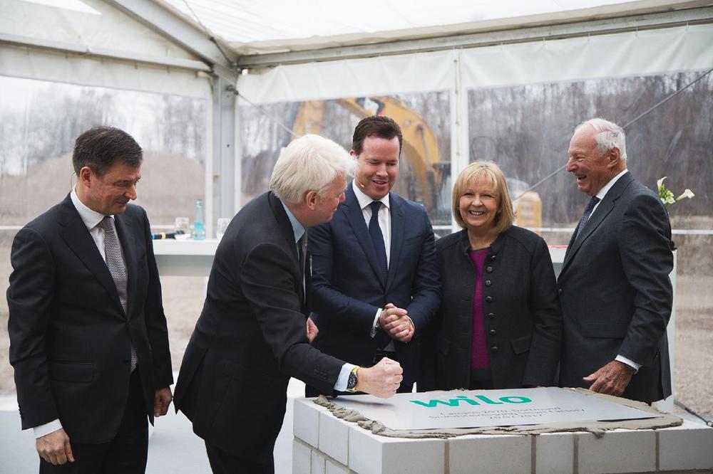 Feierlicher Start der Baumaßnahmen zur Smart Factory mit NRW Ministerpräsidentin Hannelore Kraft