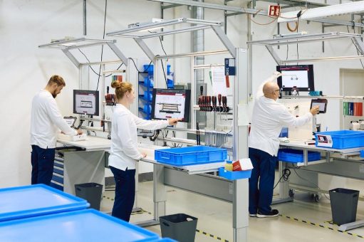 Die smarte Art der Anleitung: tepcon instructor mit KI-Feature