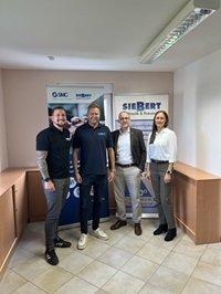 Jubiläum zwischen SMC und Siebert: Ein Jahr erfolgreiche Vertriebspartnerschaft