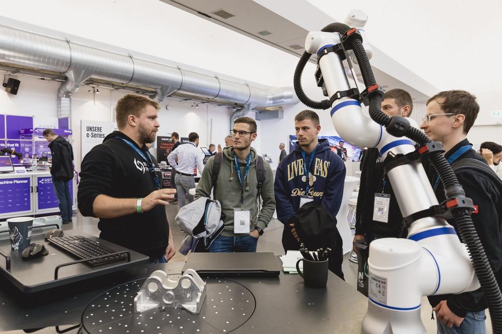 Cobots4You: Lernen Sie die neuen Roboter-Kollegen kennen