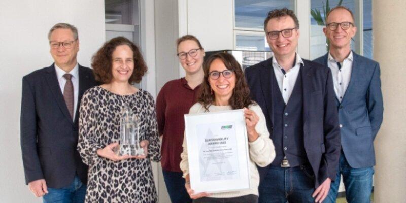 B+T verleiht „Sustainability Award“ an Schlötter
