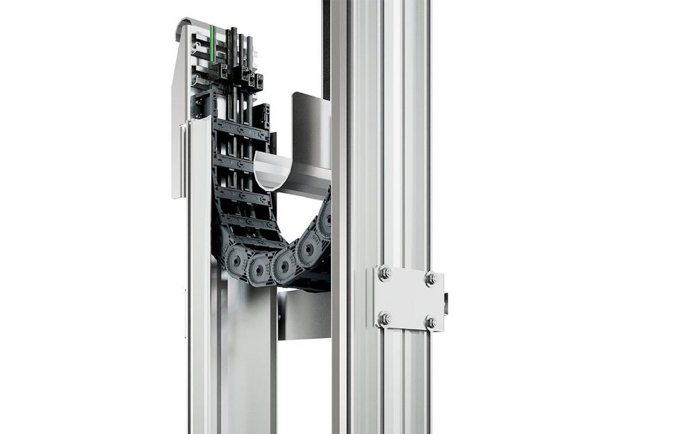 Vertical Guide von TSUBAKI KABELSCHLEPP für die Intralogistik