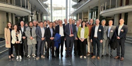 Politischer Dialog im Bundestag