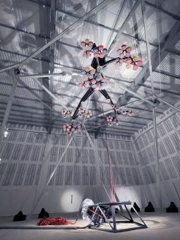 Besondere Lager als Teil eines Kunstwerks