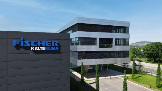 Von 40 Stunden auf 5 Minuten: Wie die Christof Fischer GmbH mit docuglobe die Dokumentation automatisiert