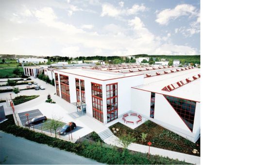 Vom Daten-Silo zum digitalen Rückgrat: Wie die KOBRA Formen GmbH PLM, CAD und CAM neu zusammenbringt