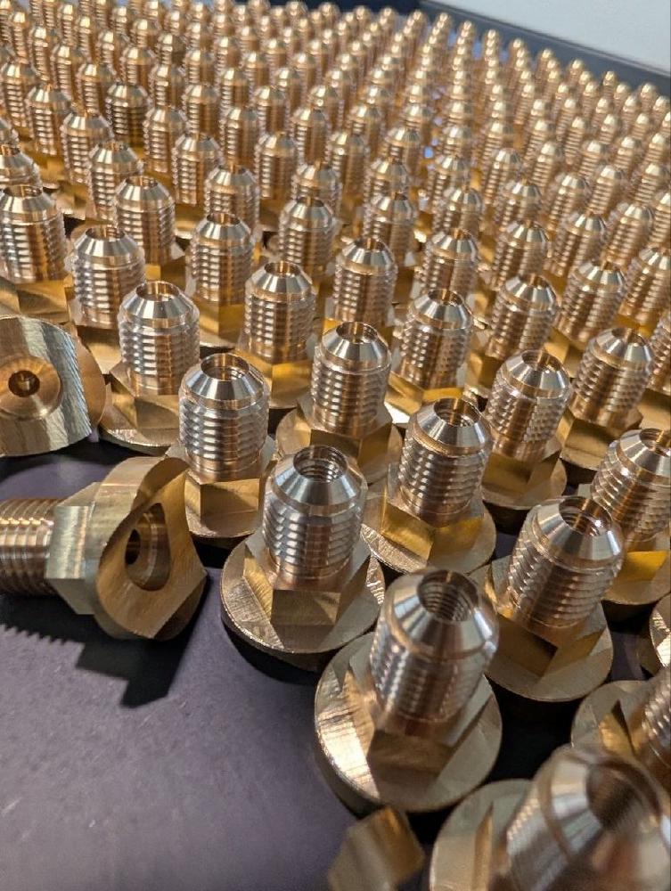 Mir mache kei' Gschprings – mir mache g'scheite CNC-Drehfertigung!