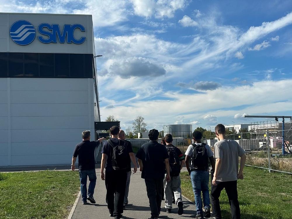 Technik sehen, Berufe verstehen: SMC öffnet Ausbildungswelt für Jugendliche